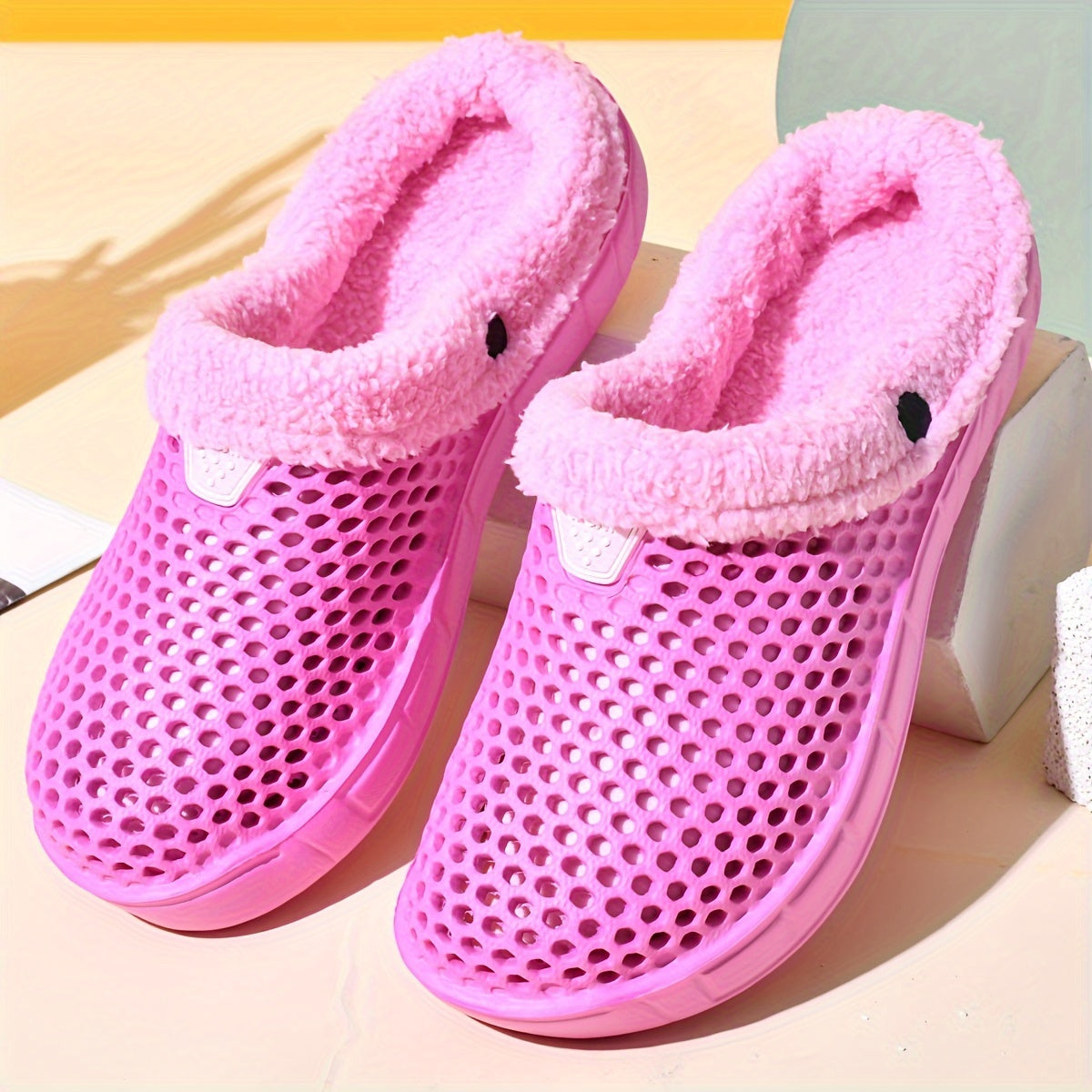 Women's Men's Winter EVA Indoor Outdoor Slippers with Plush Fleece