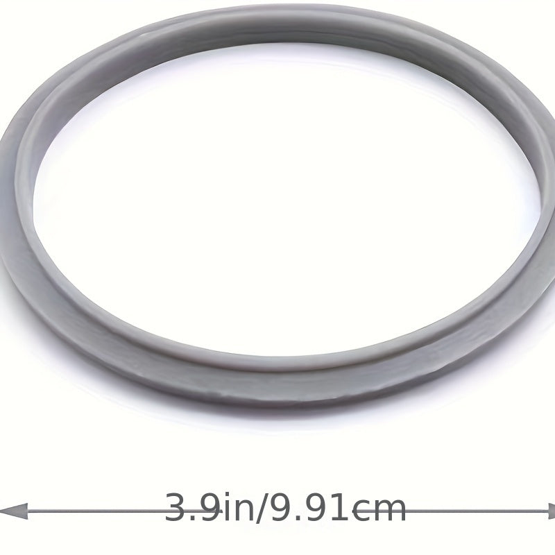 Аксессуарный комплект для соковыжималки с функциями нарезки льда и смешивания, подходящий для различных кухонных задач, с диапазоном мощности от 600W до 900W, разработан для безопасного использования с продуктами питания.