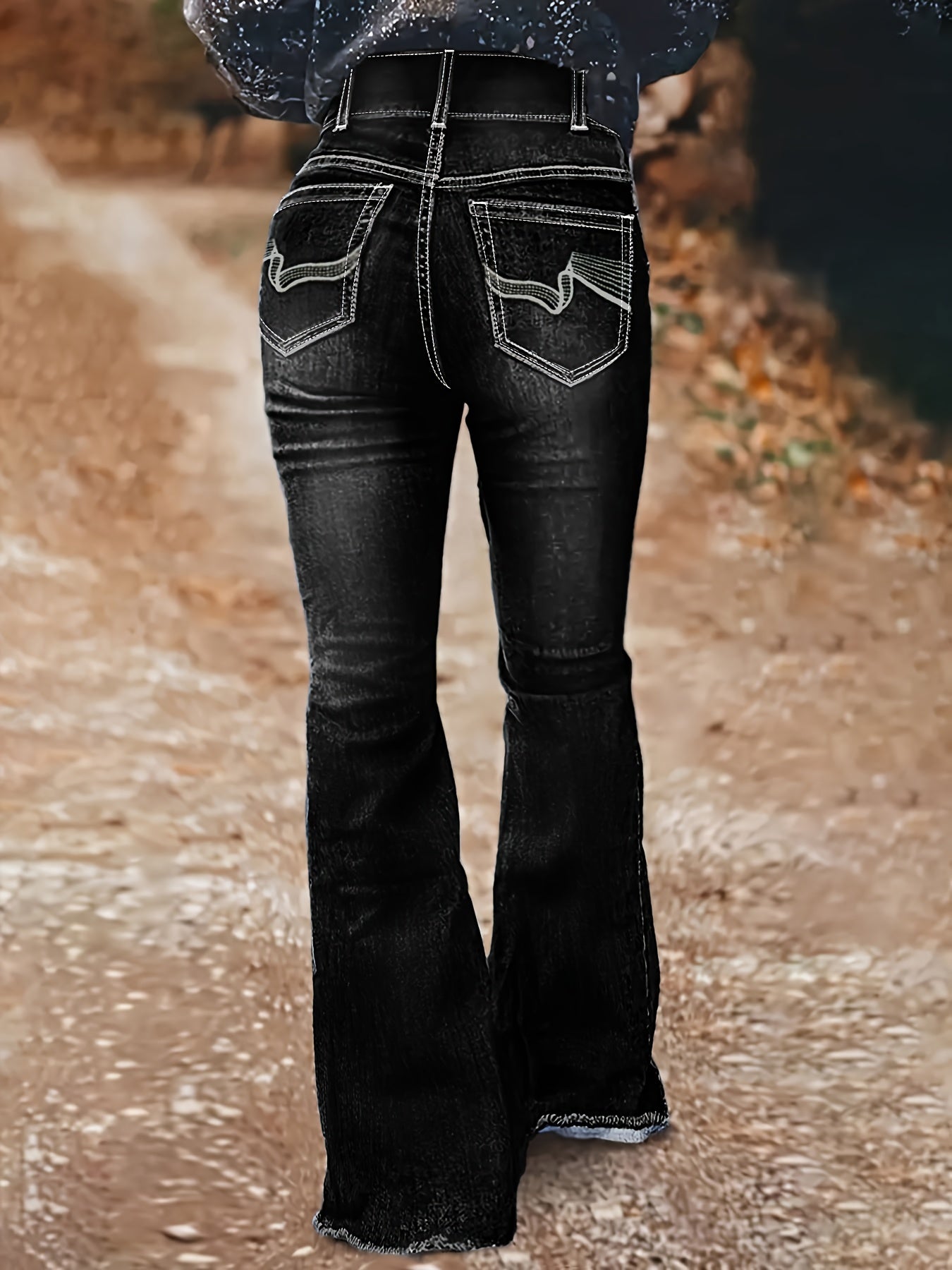 Women's Black High-Waisted Flare Jeans Plus Size Geometric Embroidery