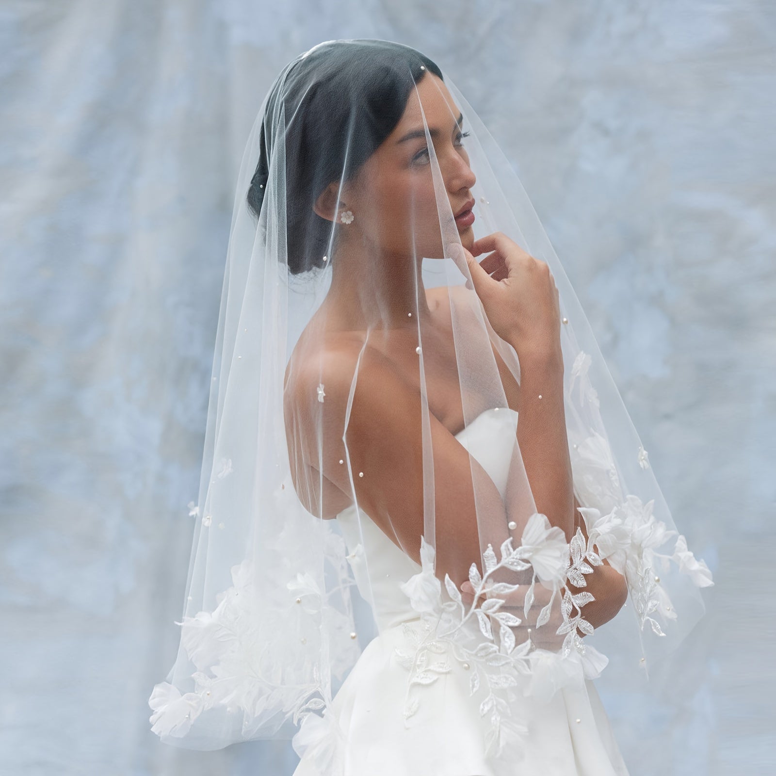 Bridal Veil with Double Layers 3D Floral Faux Pearl Hair Comb for Weddings