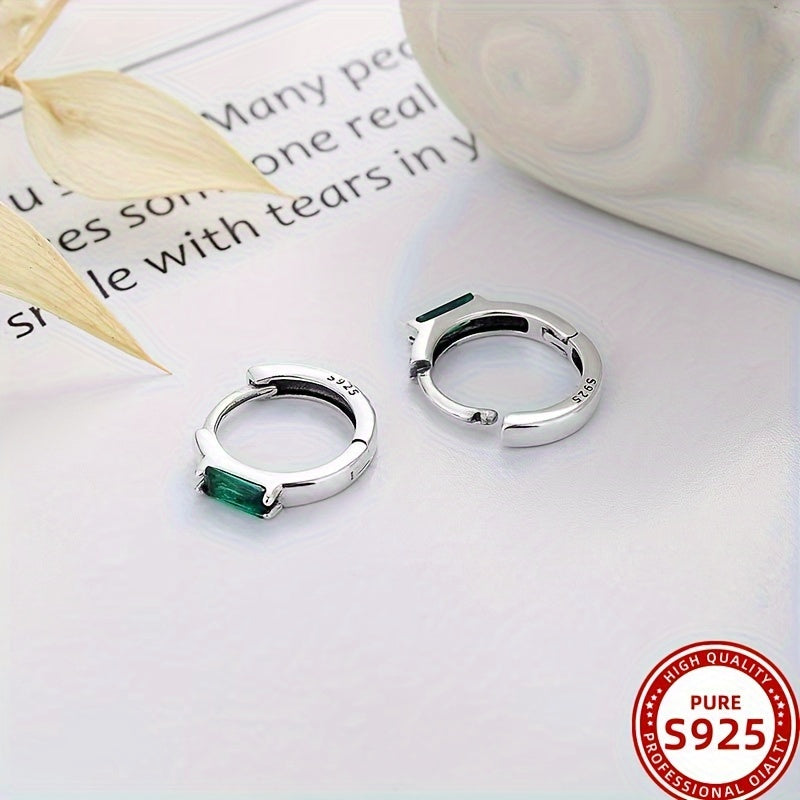 Sleek va Stylish S925 Sterling Silver Minimalist Quloq uzuklari, Yashil Kubik Zirkoniya bilan, Ayollar uchun Ko'p Maqsadli Moda Aksessuar. 2.4g yengil - Partiyalar va Festival uchun Ideal