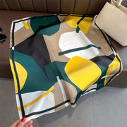 Ayollar uchun geometrik satinning kvadrat sharf 69.98cm yumshoq silliq moda bo‘yi bandana shalvar