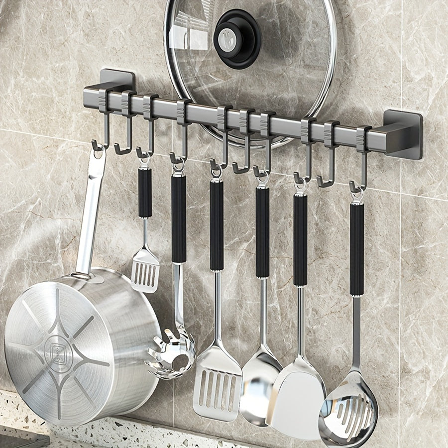 Kuchka devoriga o'rnatiladigan idish-tovoq tashkilotchisi qafaslari va polka bilan harakatlanuvchi ganchlar bilan