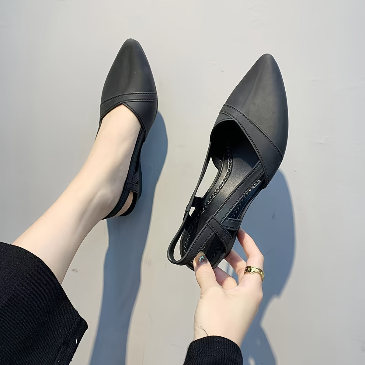 Women's Wedge Heel Shoes with Ankle Strap Pointed Toe Solid PVC Mid Heel