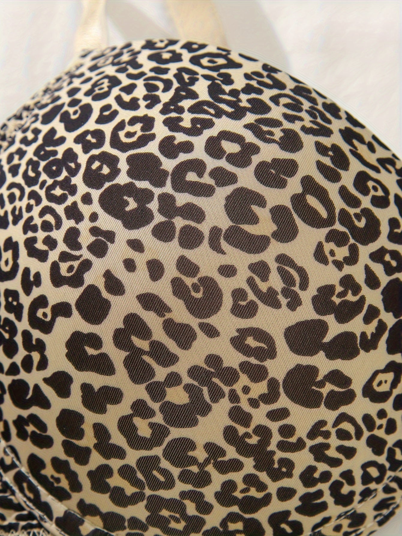 5 leopard va mustahkam t-shirt brass - qulay, nafas oladigan, ko'taruvchi uslubdagi ayollar ichki kiyimlari.