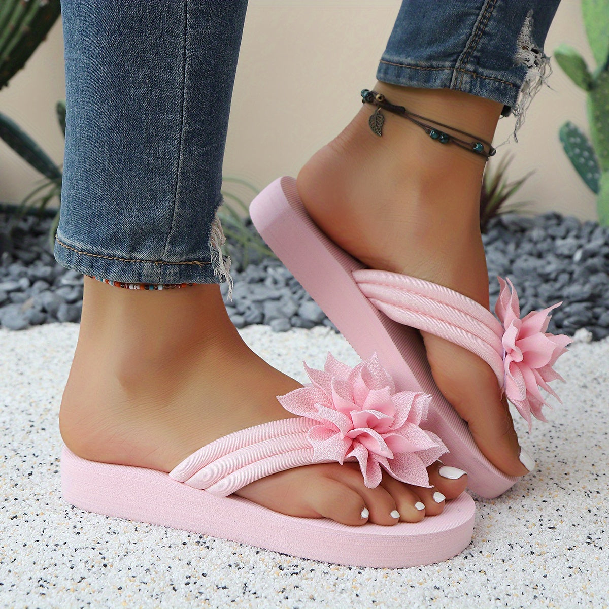 Women's Plus Size Floral Slip-On Slippers Pink Flower EVA Sole Indoor Outdoor