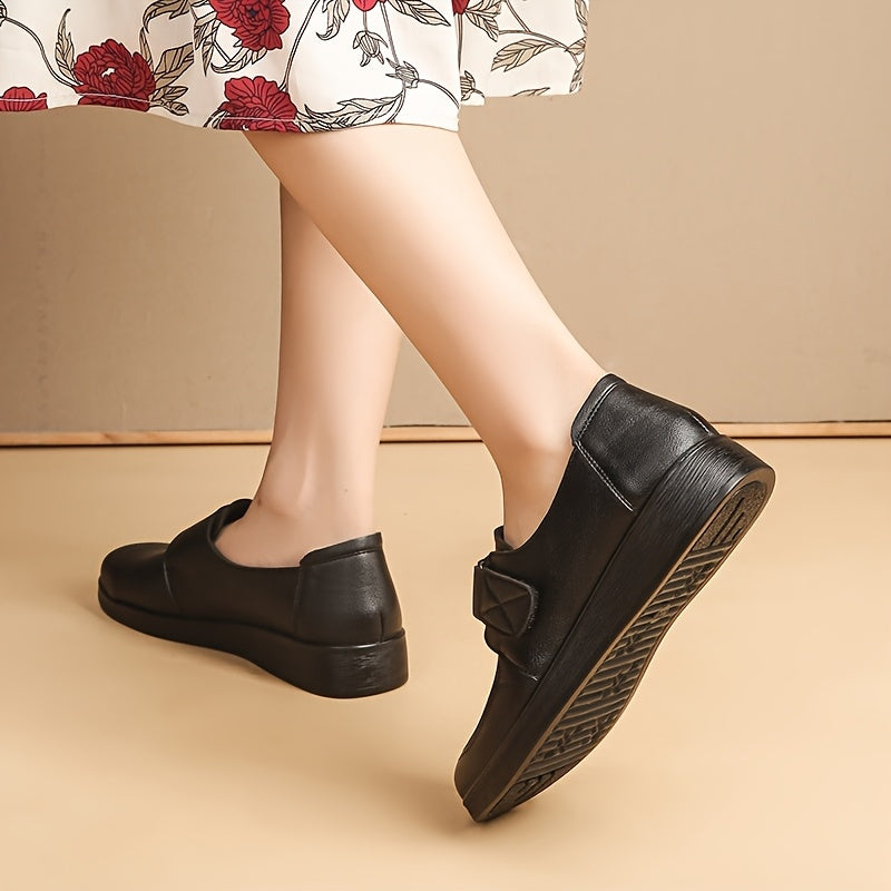 Women's Black Slip-On Loafers Breathable Non-Slip Comfort Flats