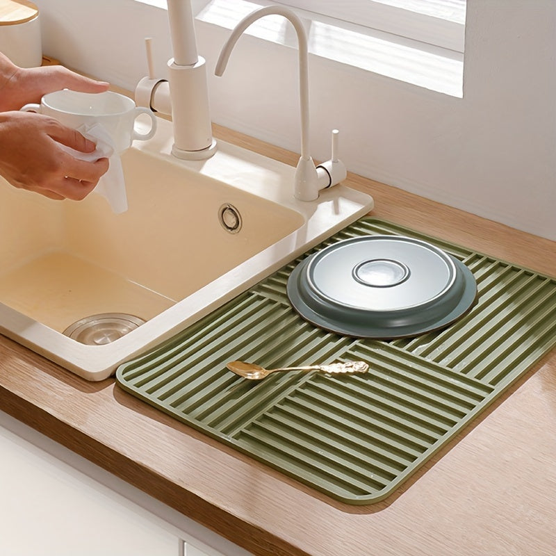 Estera de silicona beige para secar platos con relieves elevados, plegable, resistente al calor, absorbente y organizador de cocina