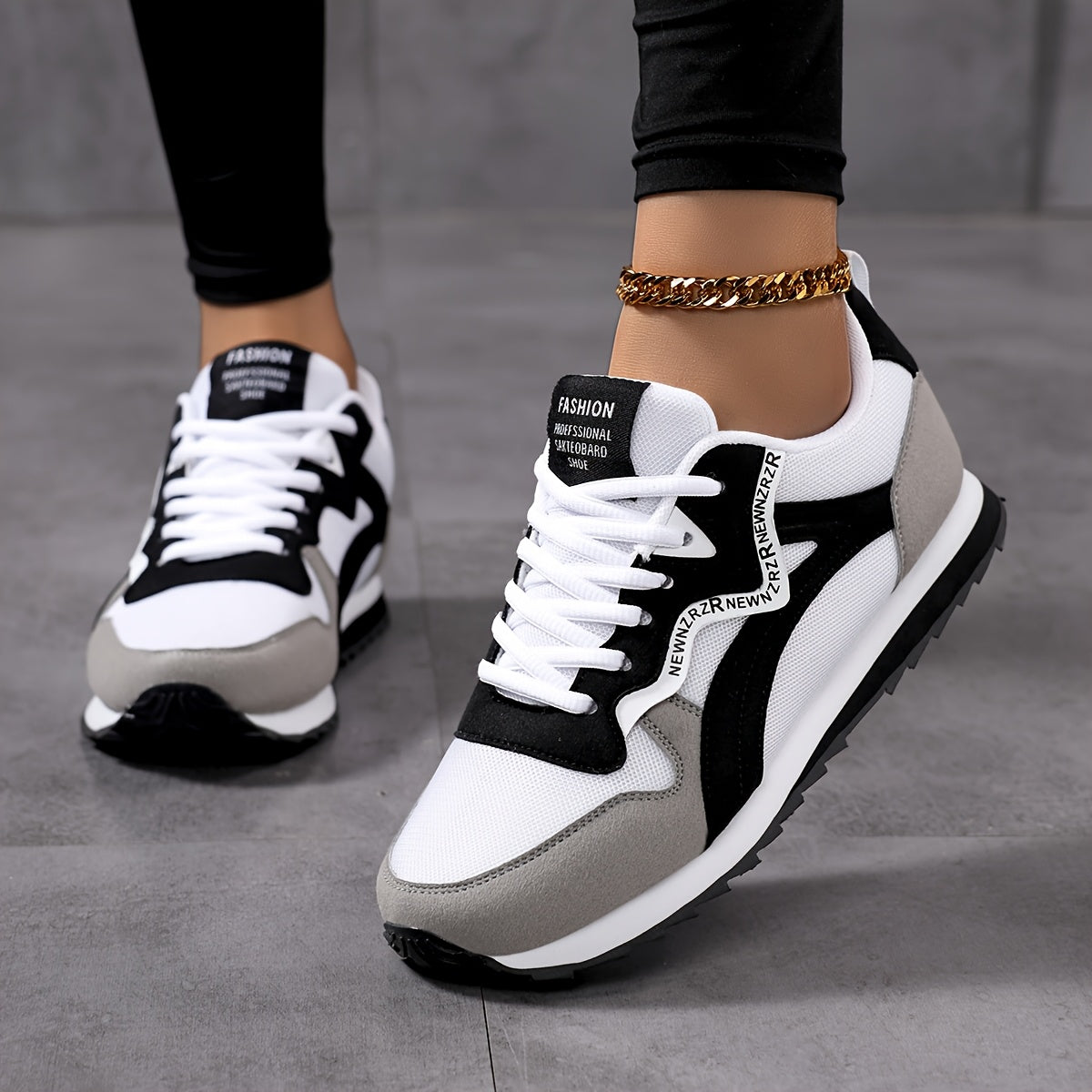 Women’s Lace-Up Retro Sneakers Breathable Fabric Casual Shoes for Running and Walking