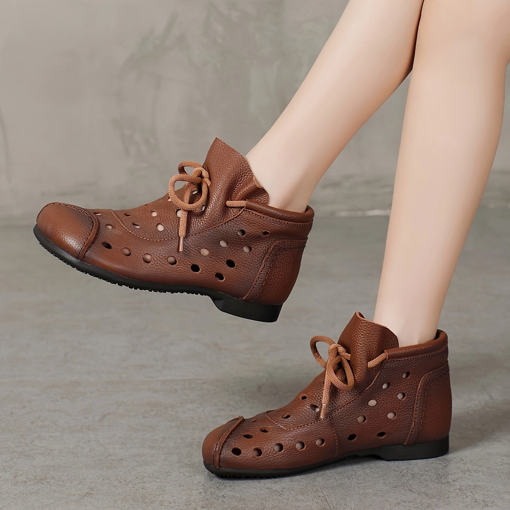 Women's Leather Flat Shoes with Hollow Out Design, Casual Summer Lace-Up