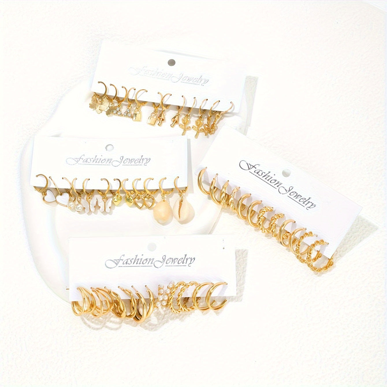 Chic va Minimalistik Soxta Marvarid Yurak Kelebek Qobiq Momoqlari To'plami, Bayram Partiyalari va Juftliklar uchun Mukammal Ayollar Zargarligi