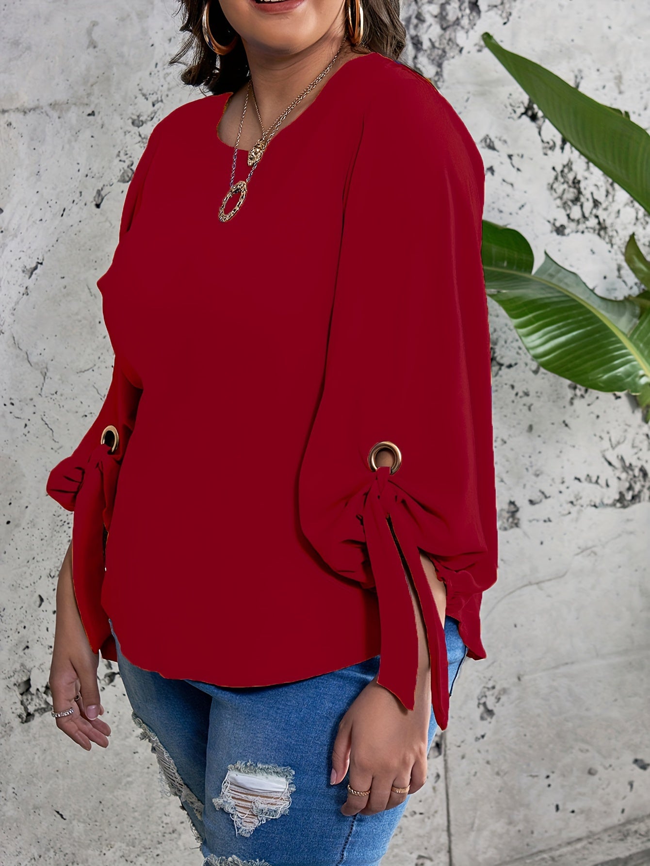 Plus Size Women's Casual Top with Solid Colors Lantern Sleeves Round Neck