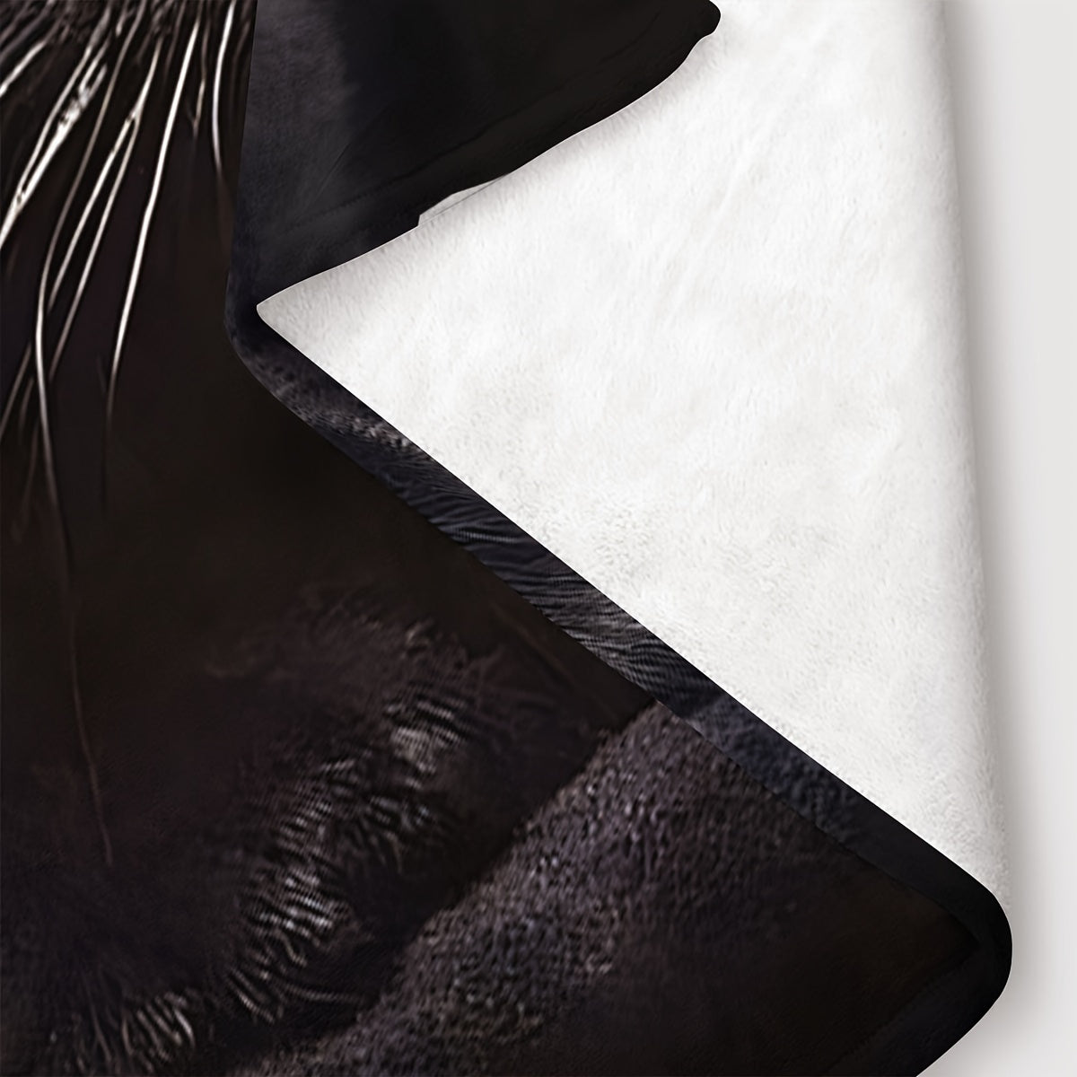 Qora mushuk naqshli yostiqchali yumshoq va qulay choyshab, divan, yotoq, sayohat va uy bezak uchun