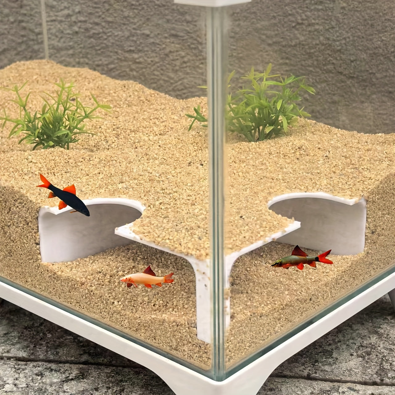 Fish Tank Cave Tunnel ABS Plastic Aquarium Decor with Observation Window for Fish Resting and Play