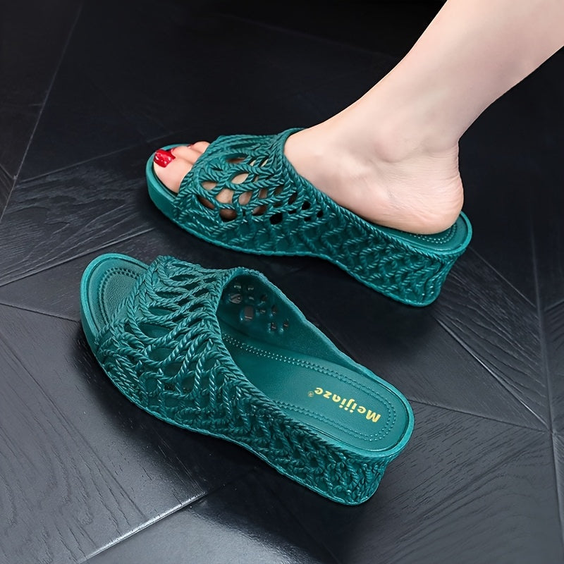 Ayollar uchun kengaytirilgan sandal keng ochiq barmoqli slip-on platform nafas oladigan PVC