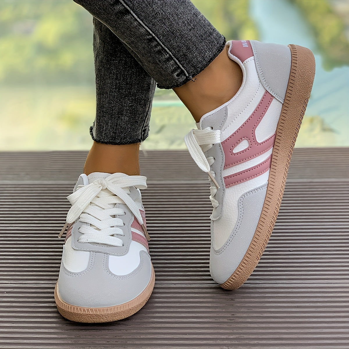 Women's Slip-On Sneakers All-Season PU Non-Slip Casual Loafers