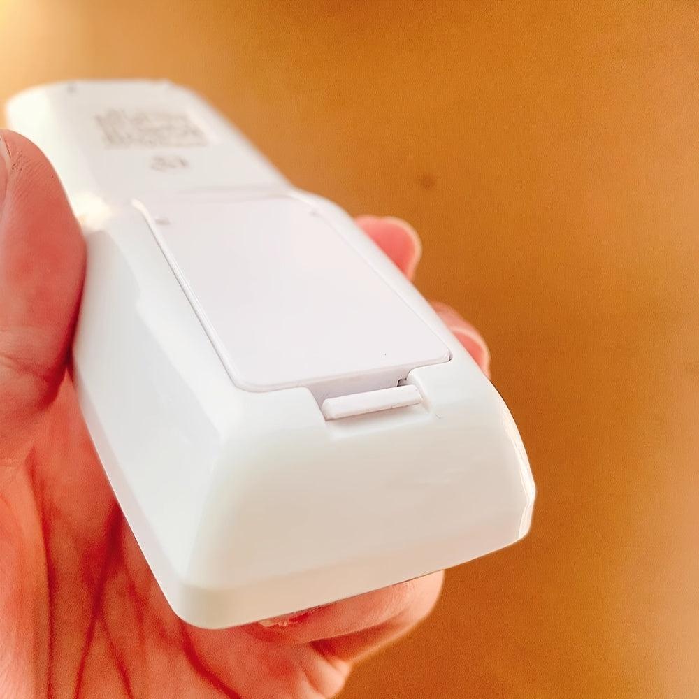 Havo konditsioneri masofadan boshqarish pultining orqa qopqog'i batareya qopqog'i bilan qalinroq.