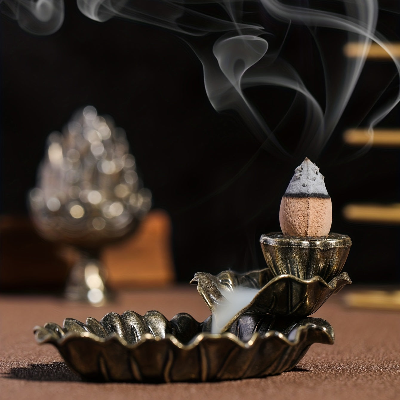 Ceramic Pisces Incense Burner with Retro Reverse Flow Design for Home Decor