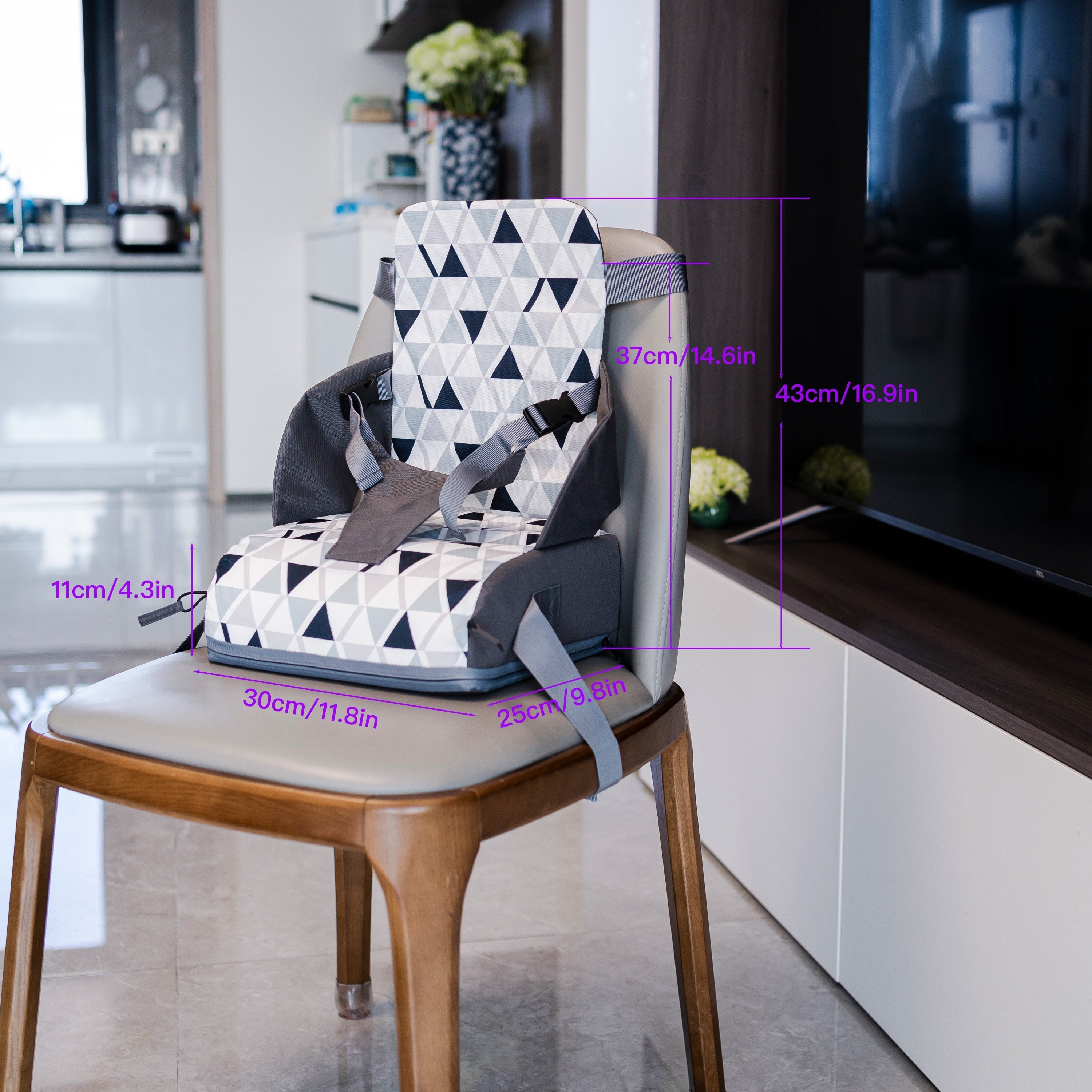 Child Booster Seat with Waterproof Cushion, Adjustable Safety Belt and Backrest