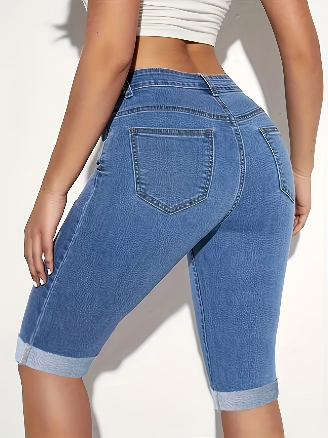 Ayollar uchun denim Bermuda shortlari, bir xil rang, cho‘ziluvchan, yuqori bel, yengil va qulay