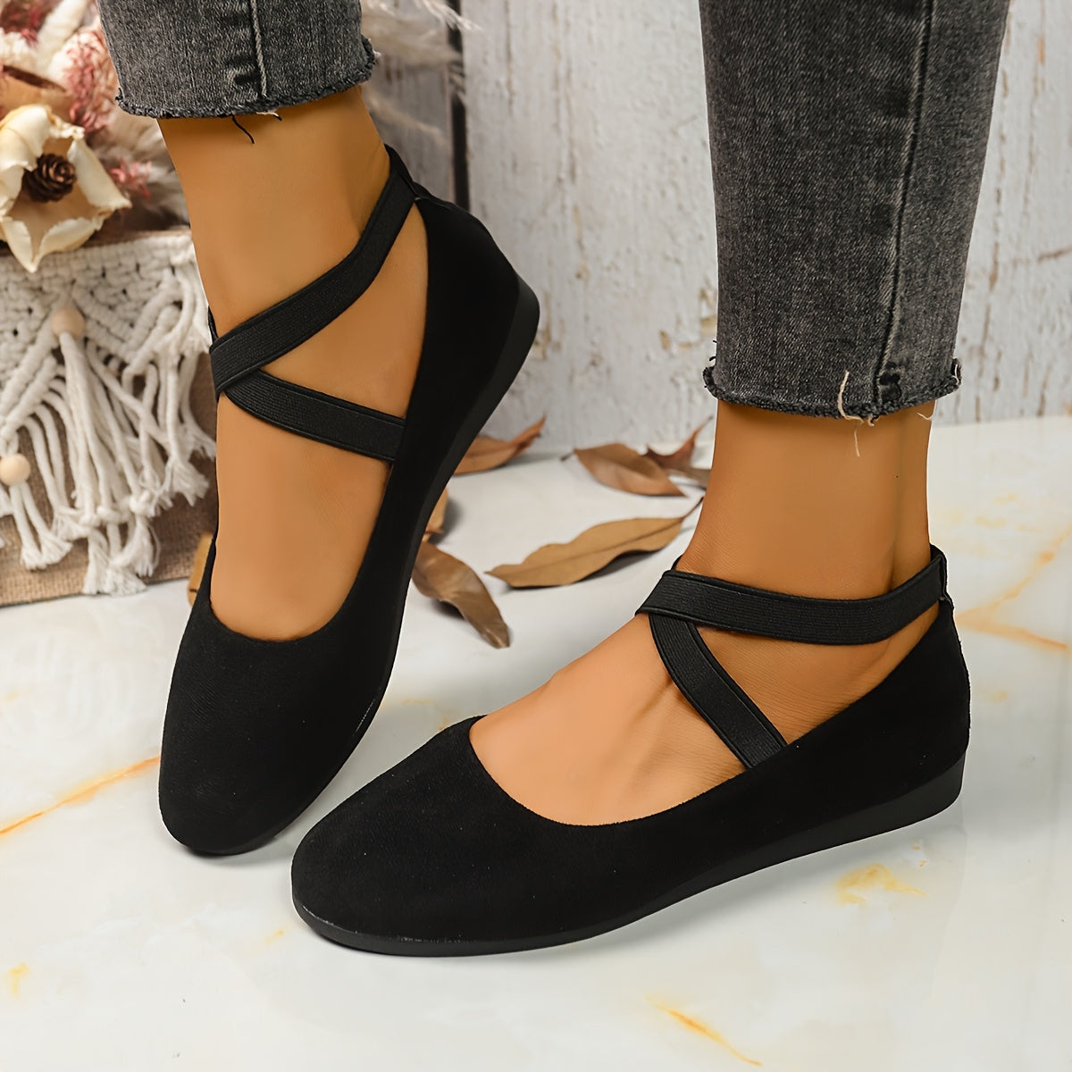 Women Vintage Slip-On Ballet Flats, Soft Fabric, Round Toe, All-Season