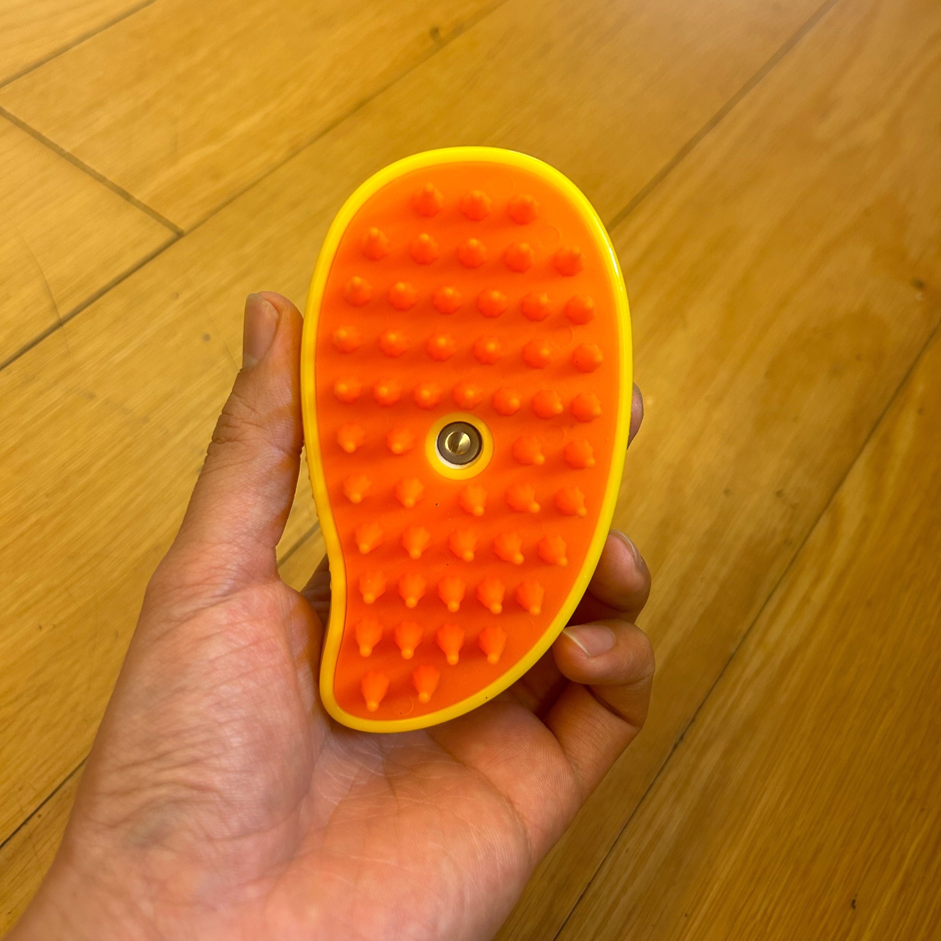 Electric Steam Massage Comb for Cats and Dogs Self-Cleaning USB Rechargeable Pet Grooming Brush