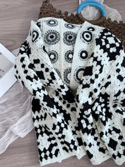 Women's Plus Size Bohemian Cardigan Sweater Black and White Geometric