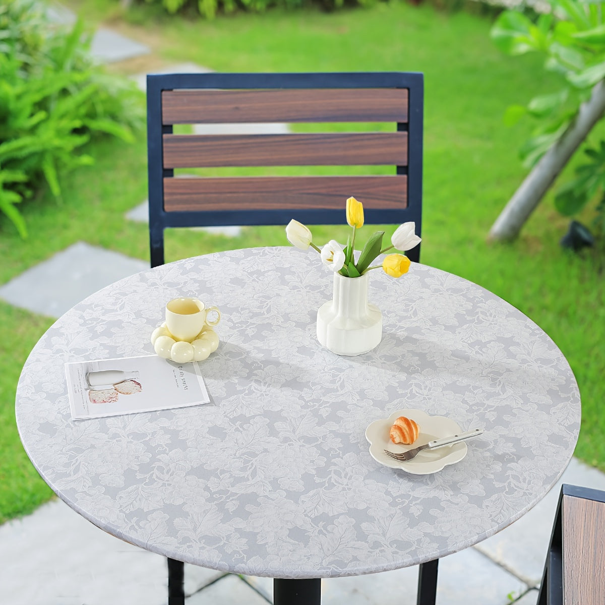 Vinyl Fitted Round Tablecloth with Elastic Edge and Flannel Backing Blue