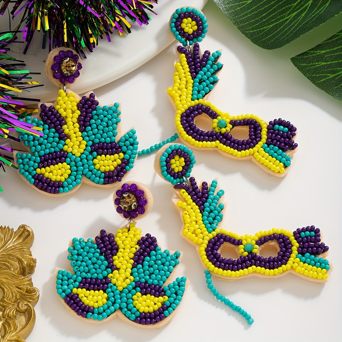 Pendientes colgantes de mascarada con cuentas, con piedras de imitación, pasadores de acero inoxidable para celebraciones