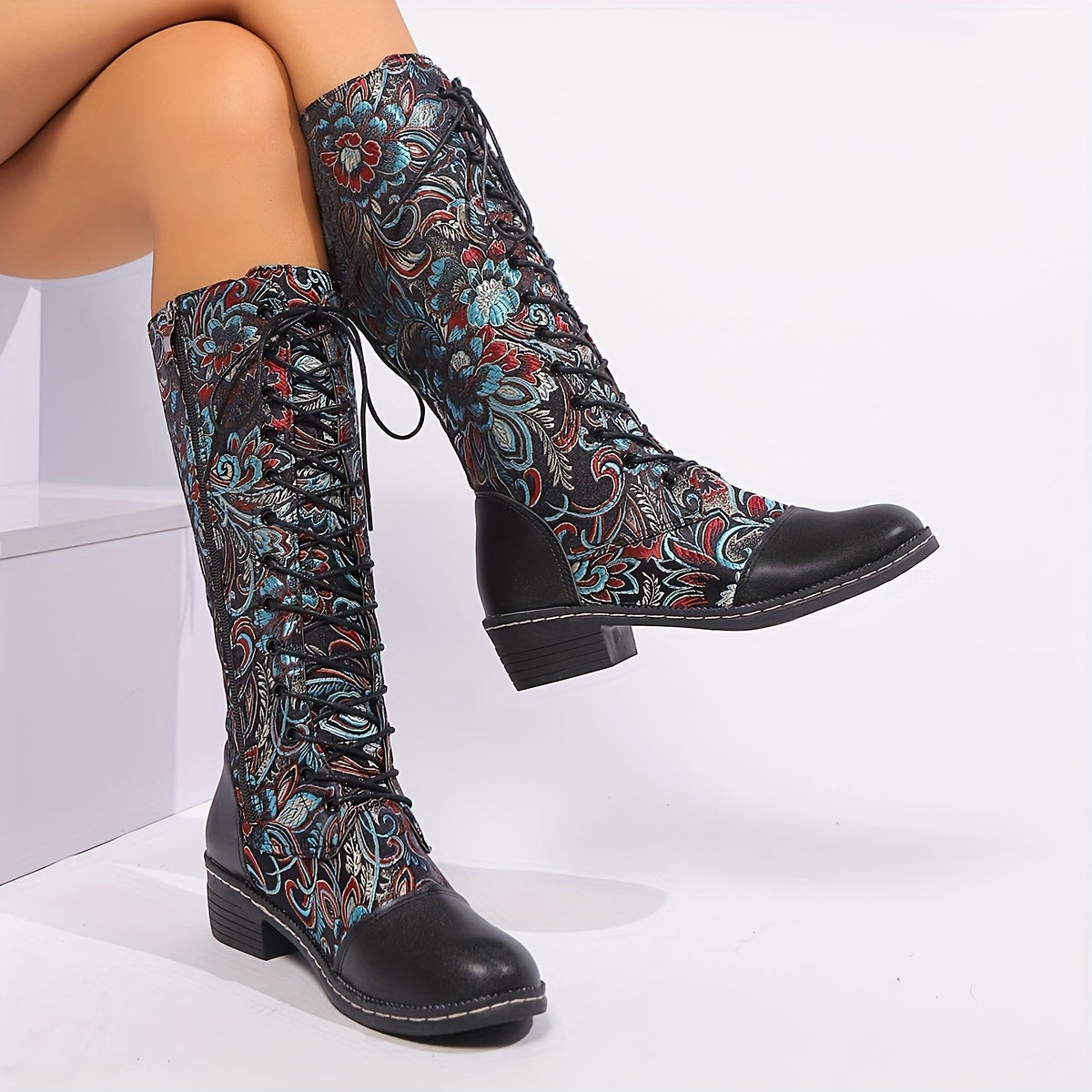 Женские ботинки с цветочным кружевом и шнуровкой до середины икры, красный и синий пейсли, стильные и удобные