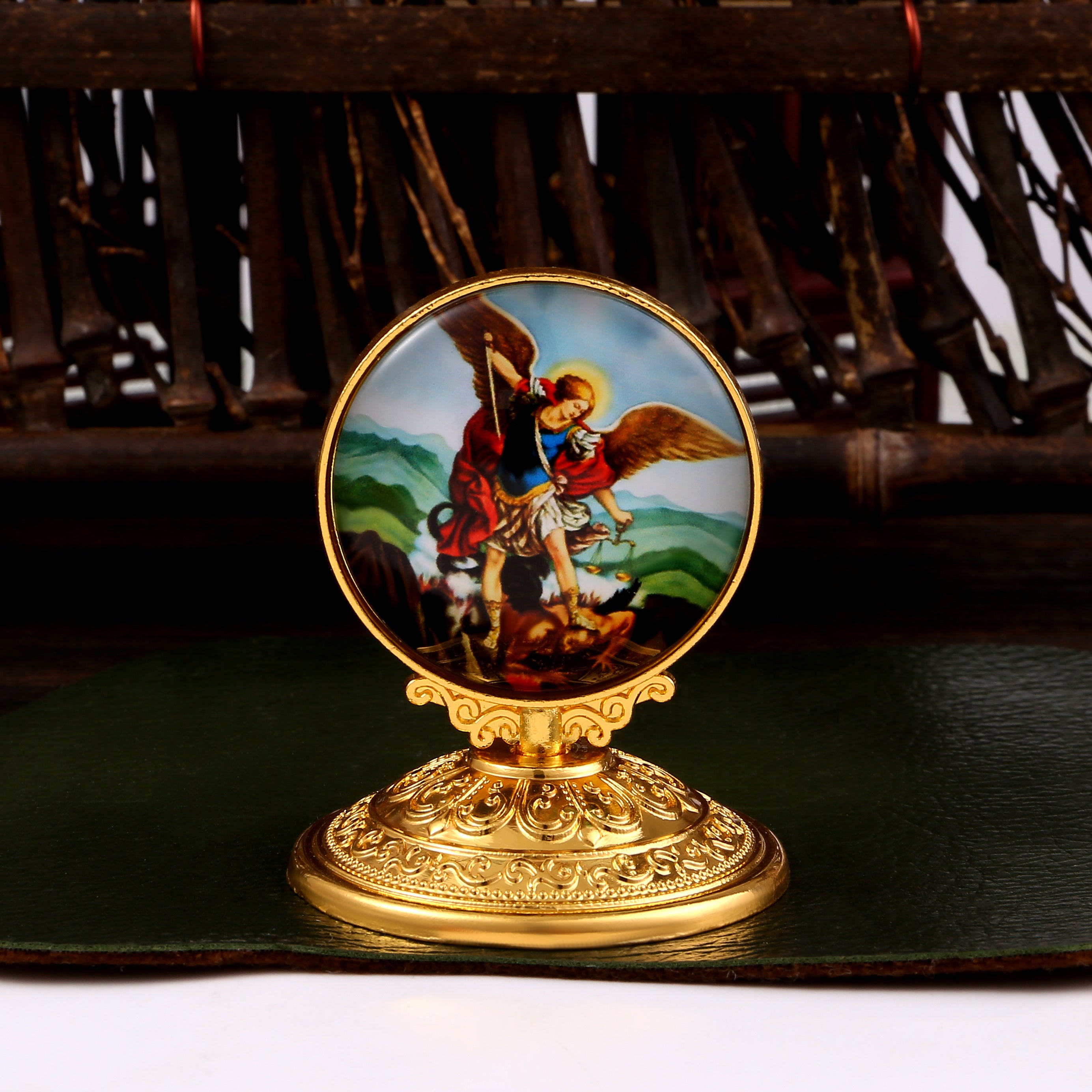 Religious Decor Virgin Mary Figurine Antique Church Zinc Alloy Home Ornament