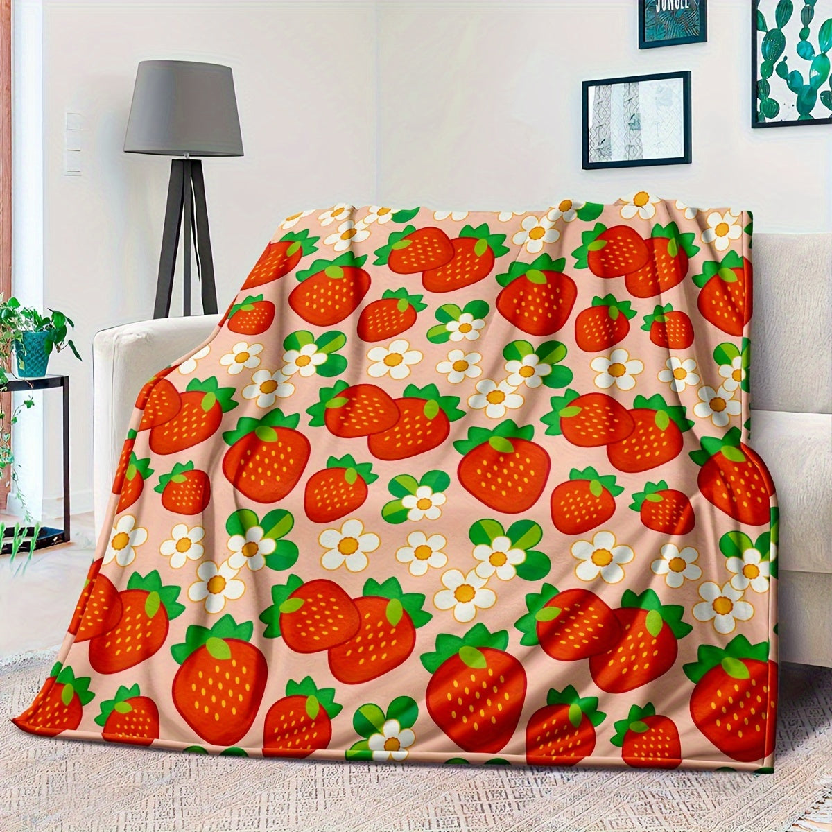 All-Season Microfiber Throw Blanket with Strawberry and Flower Pattern for Women