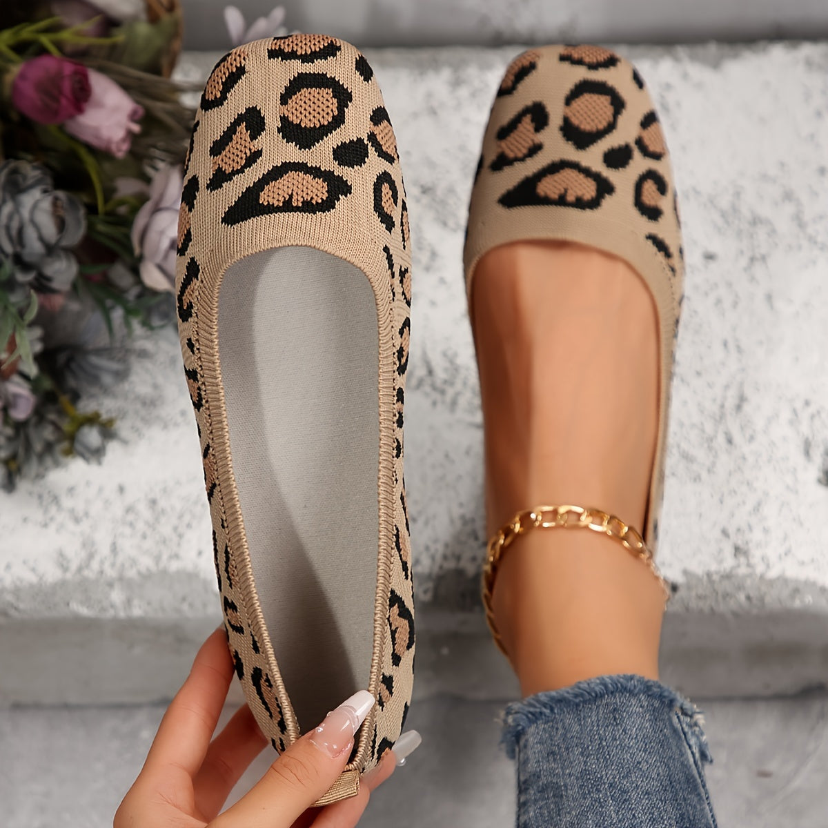 Women's Solid Color Knitted Flats with Lightweight Soft Sole for Daily Wear