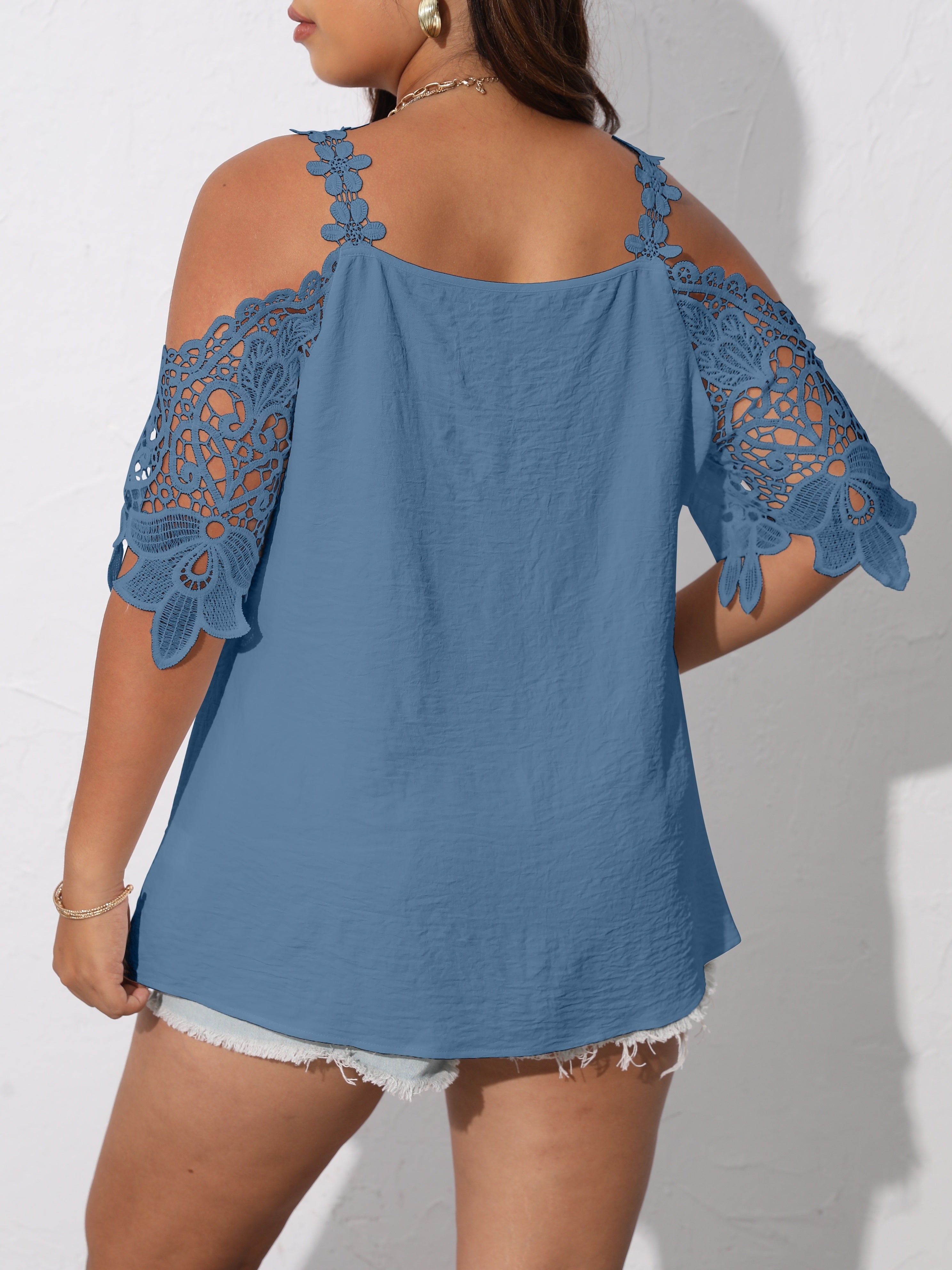 Блузка женская больших размеров с цветочным жаккардом и открытыми плечами, короткий рукав