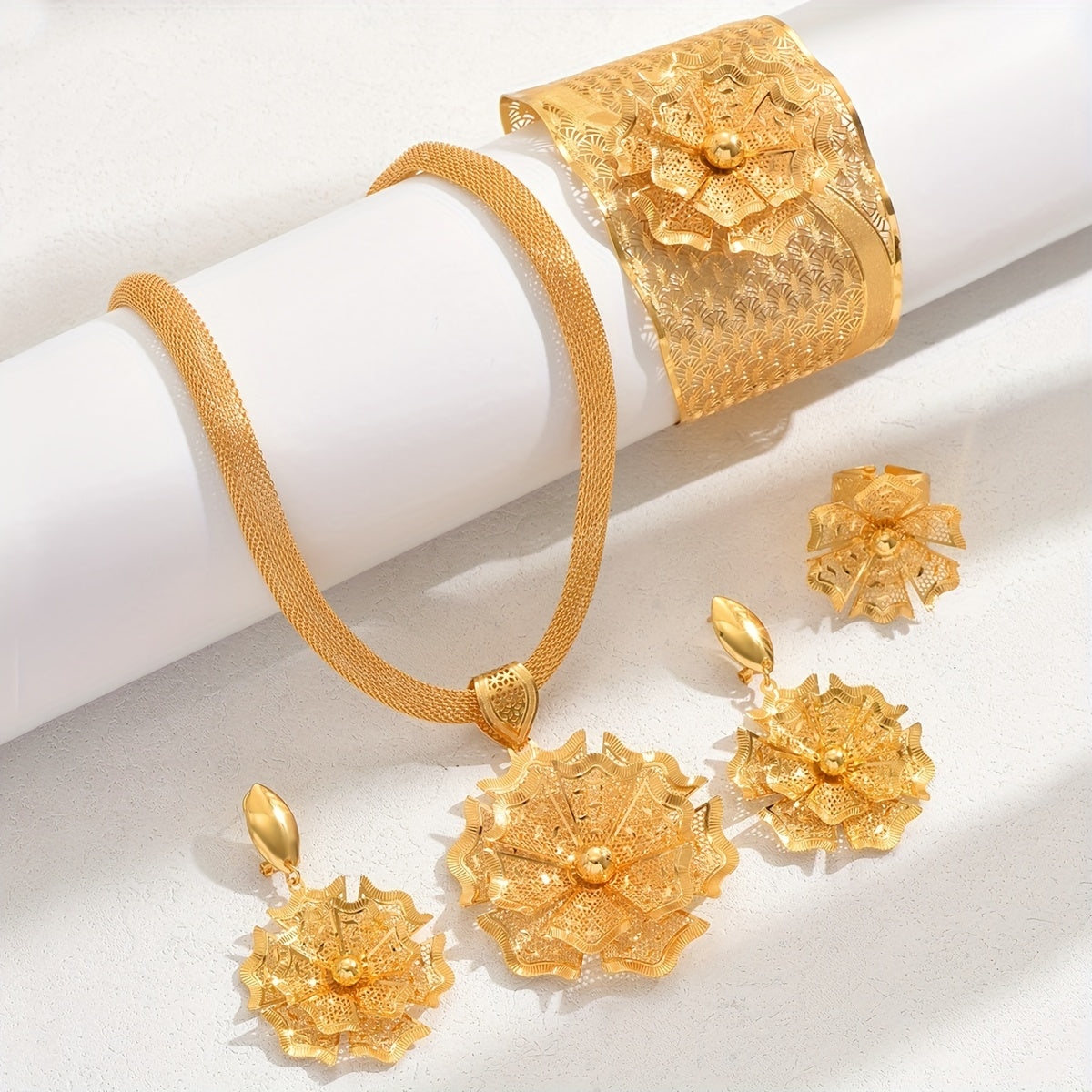 Gold Bridal Jewelry Set with Flowers Bracelets Rings Earrings Necklaces for Weddings