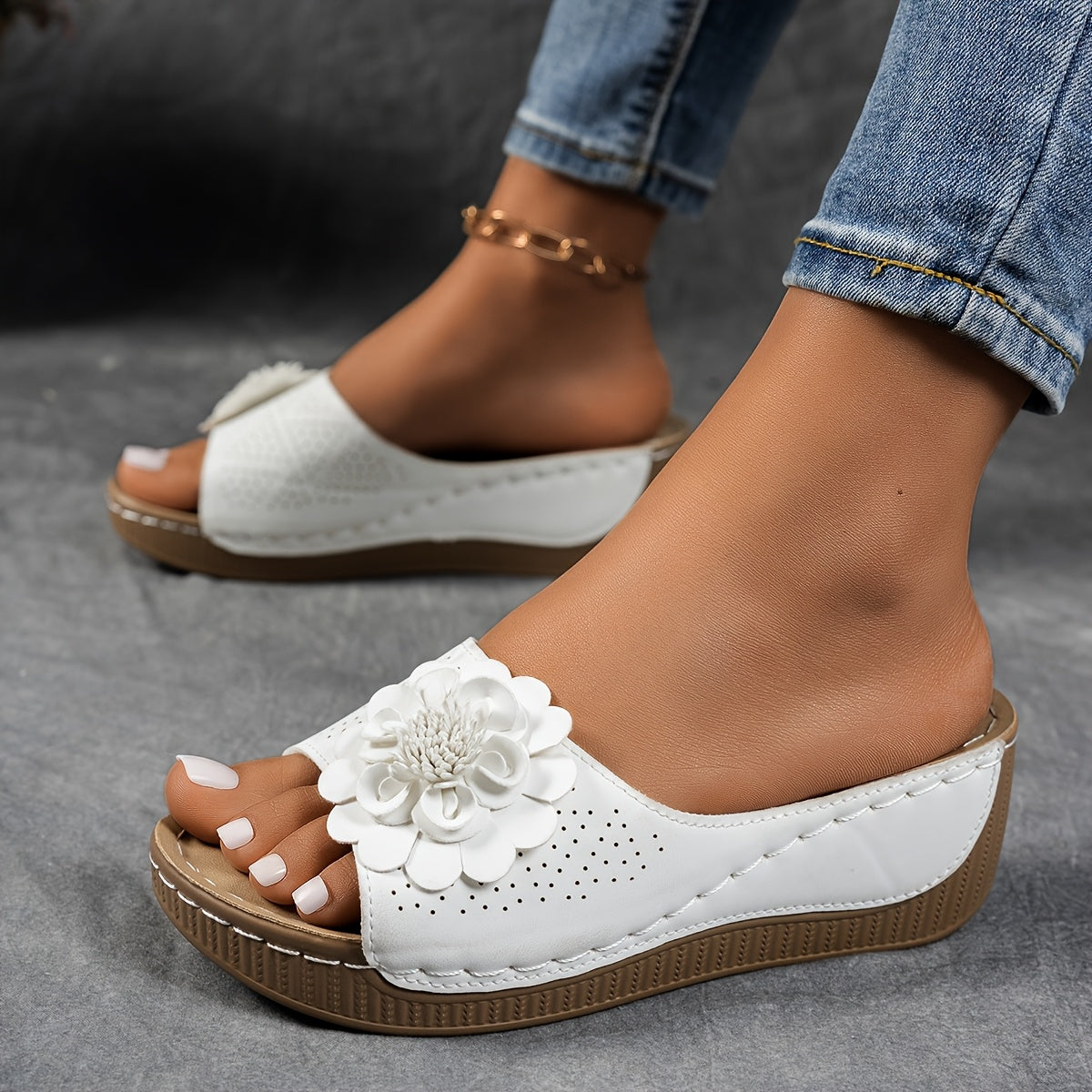 Women's Wedge Sandals Floral Embellished Slip-On Summer Beach Shoes