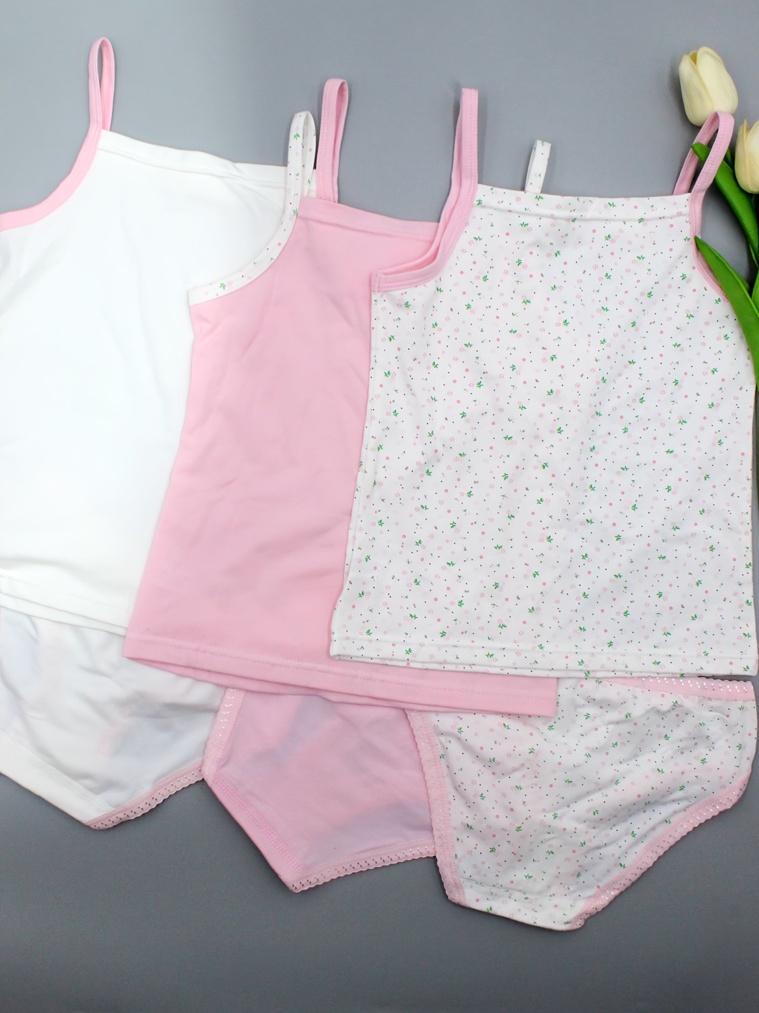 Girls Floral Cotton Panty Sets 3-Pack with Bow Detail All-Season Comfortable Briefs