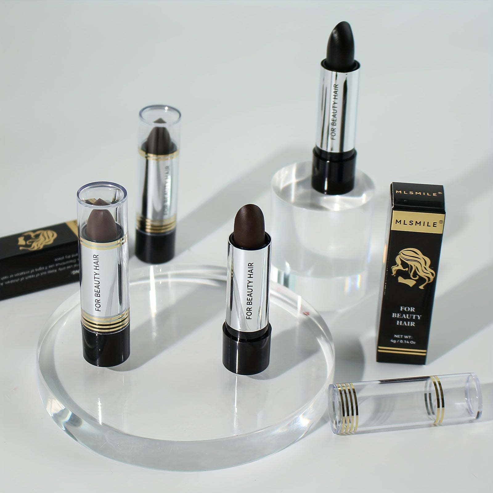 Oq sochlarni vaqtincha yopish uchun bir martalik soch bo'yog'i qalam.