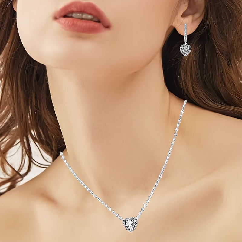 Chiroyli 925 Sterling Silver Yurak Shaklidagi Zargarlik to'plami - Noqulay teri uchun xavfsiz, Har kuni kiyish yoki sovg'a berish uchun ideal