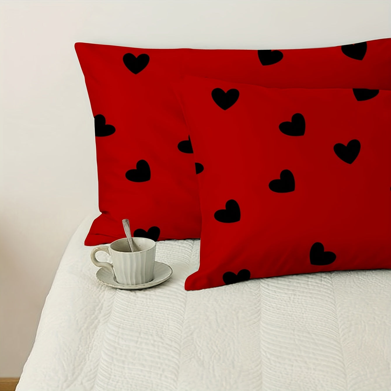 Set of 2 Love Pattern Brushed Pillowcases Soft Breathable Skin-Friendly Decorative Covers