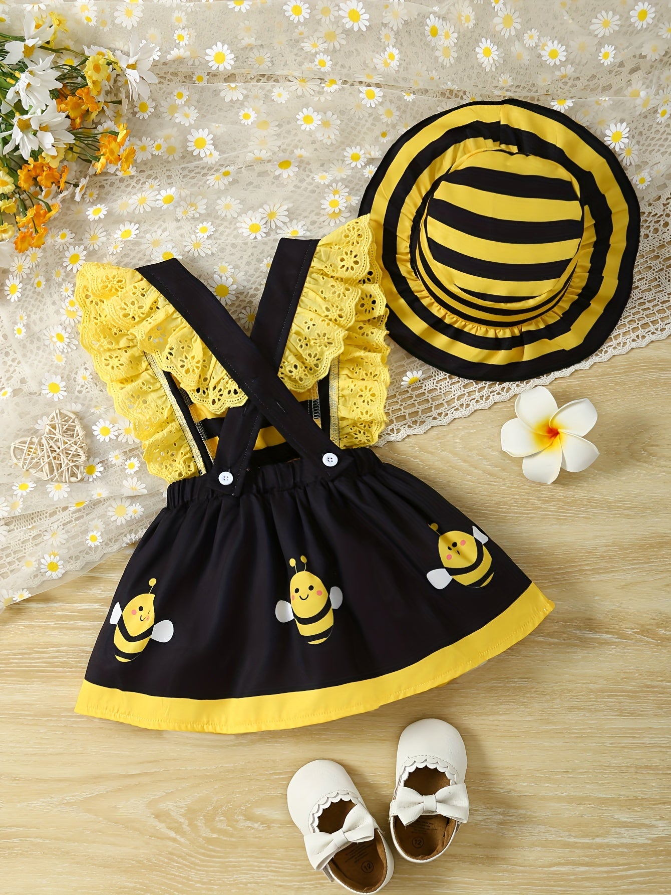 Girls Summer Dress Set with Matching Sun Hat Bee Ladybug Striped Ruffle Trim Polyester