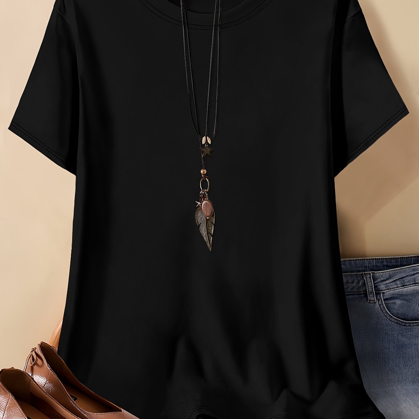 Plus Size Women's Cotton Plain T-Shirt in Black Large