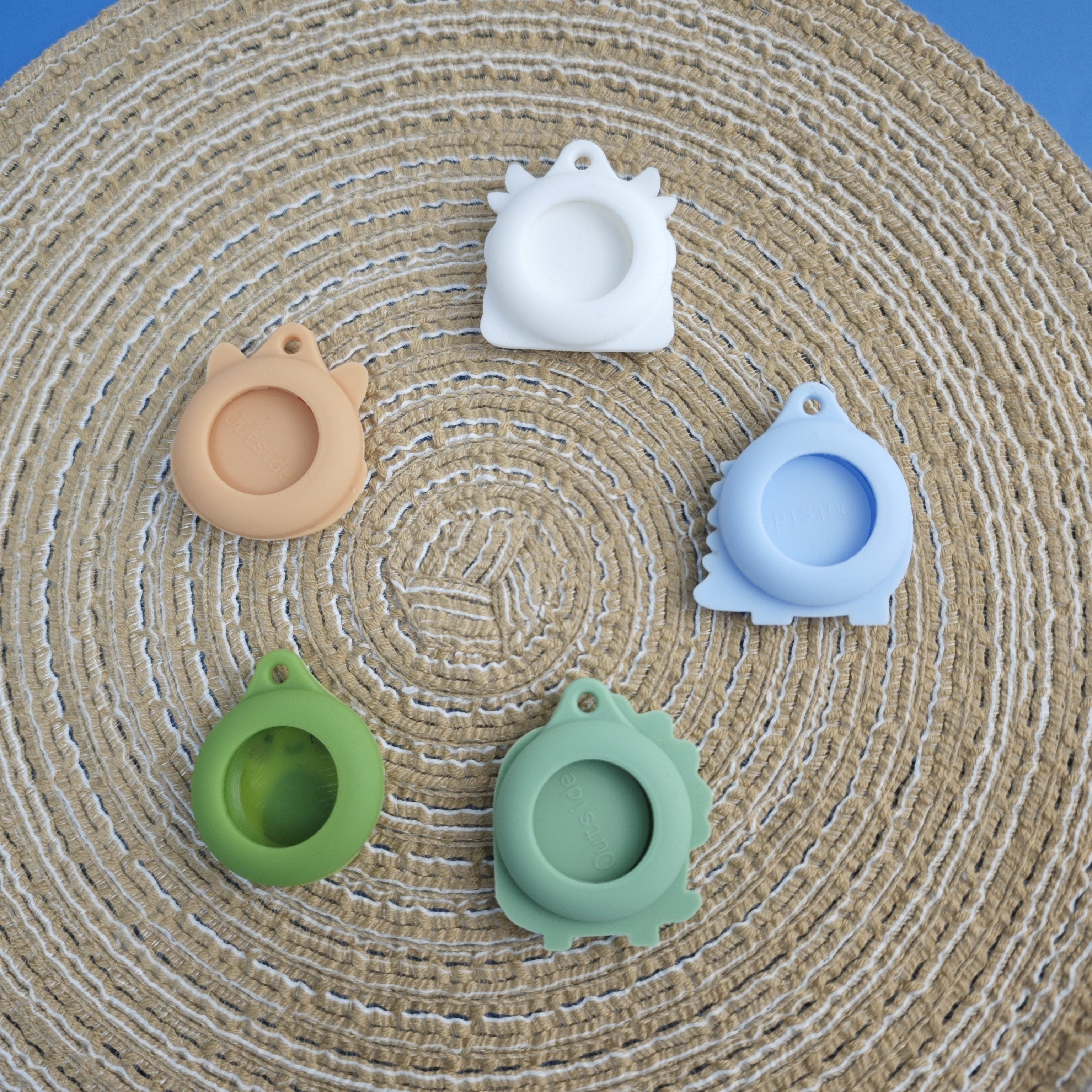 Unisex Silicone Airtag Case Keychain Animal Food Theme Protective Covers