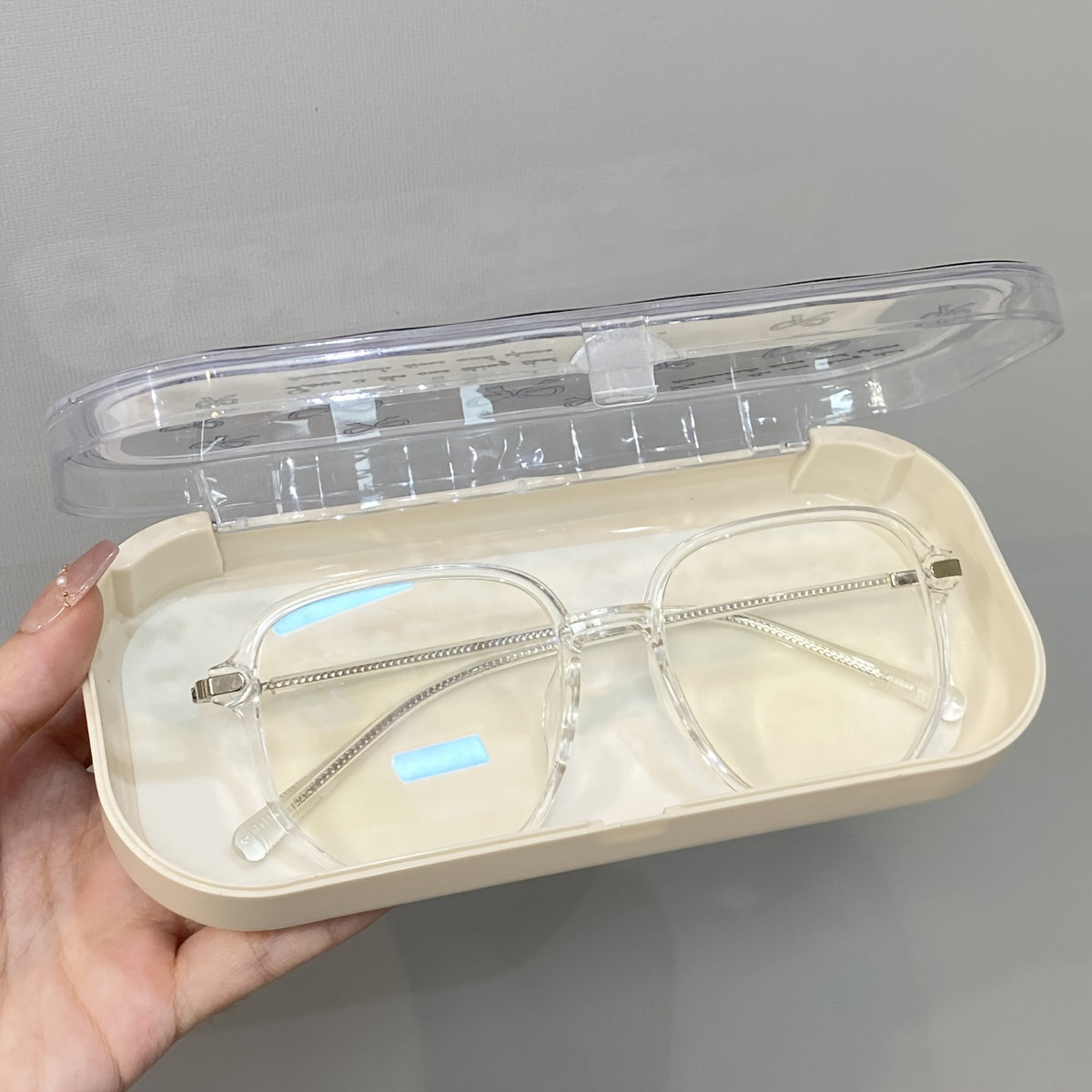Protective Eyeglass Case with Bow Pattern Lightweight Plastic Storage for Glasses