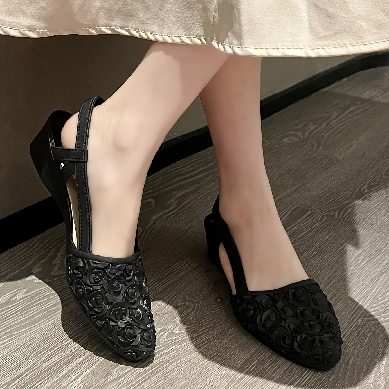 Women's Wedge Shoes Platform Heel Pointed Toe Stripes Water-Resistant Ankle Strap