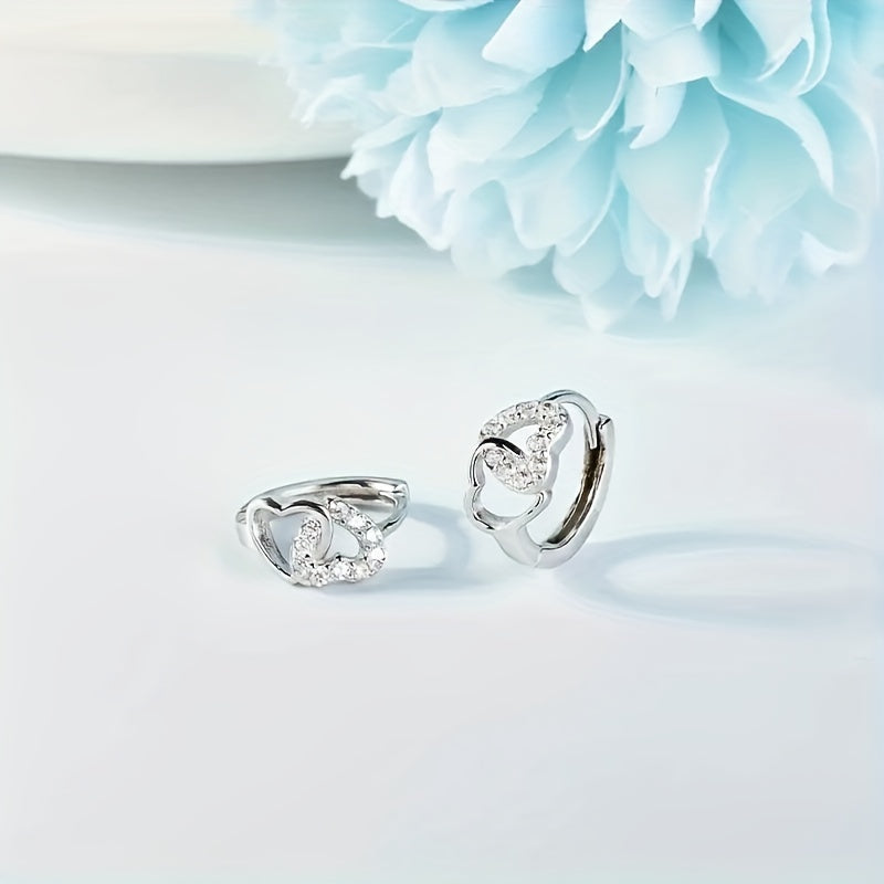 S925 Silver Gippoallergenik Ikki Bo'sh Sevgi Dizayni Halqa Sirg'alar, Zirconia Bezaklari Bilan Nafis va Hashamatli Usul, Sanalar Tungi Uchun Mukammal