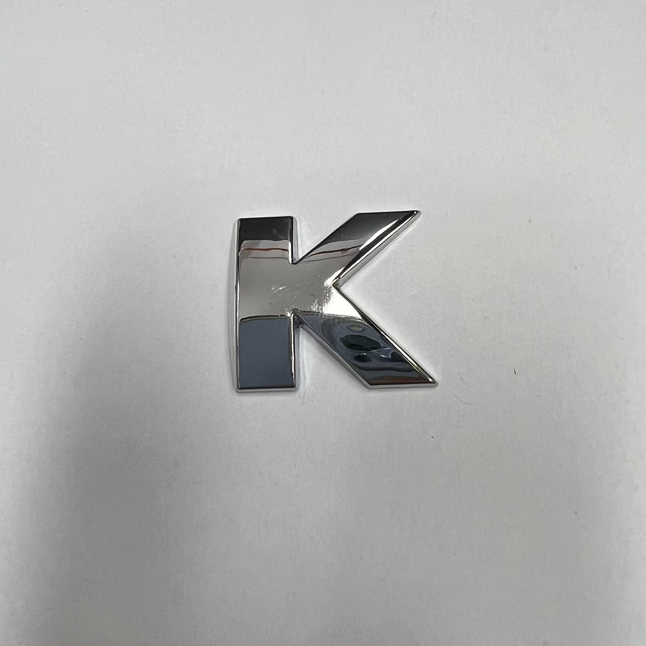 Pegatina para coche con letras y números 3D, emblema dorado y plateado, insignia trasera