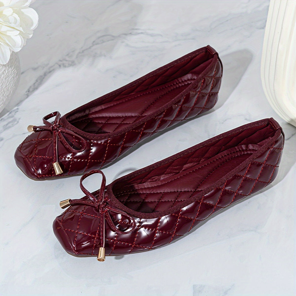 Zapatos planos de charol bordados para mujer con punta cuadrada, nudo de mariposa, cómodos para todas las estaciones