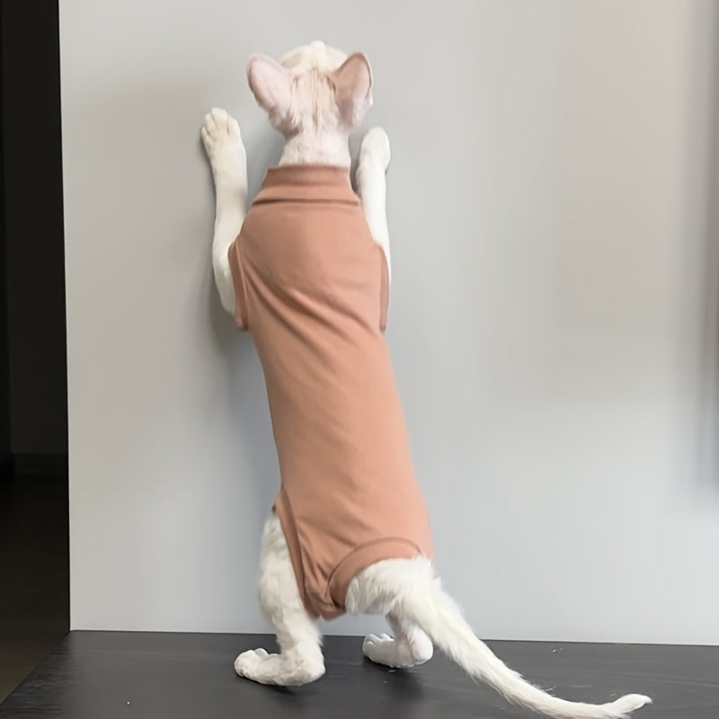 Sphinx mushuklari uchun barcha mavsumlarga mo'ljallangan kiyim, cho'ziluvchan sochsiz matodan tayyorlangan, qorin va oyoqlarni yopish uchun bir xil rangli qoplama. 90% Spandex va 10% Polyesterdan tayyorlangan, kichikdan o'rta kattalikka mos keladi.