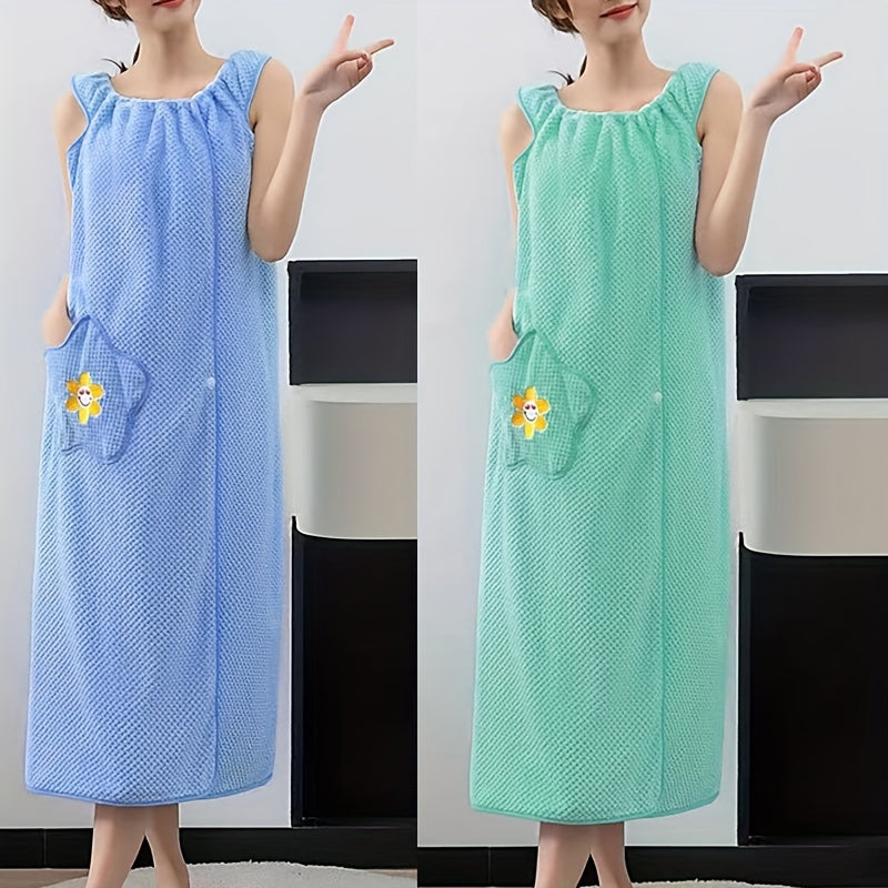 Hashamatli koral fliys ayollar uchun hammom sochiq koftasi, qo'shimcha uzun, ultra-sorbent, yelkasiz va gullar bilan cho'ntakli. Uyda foydalanish uchun mukammal, ko'k yoki yashil rangda.